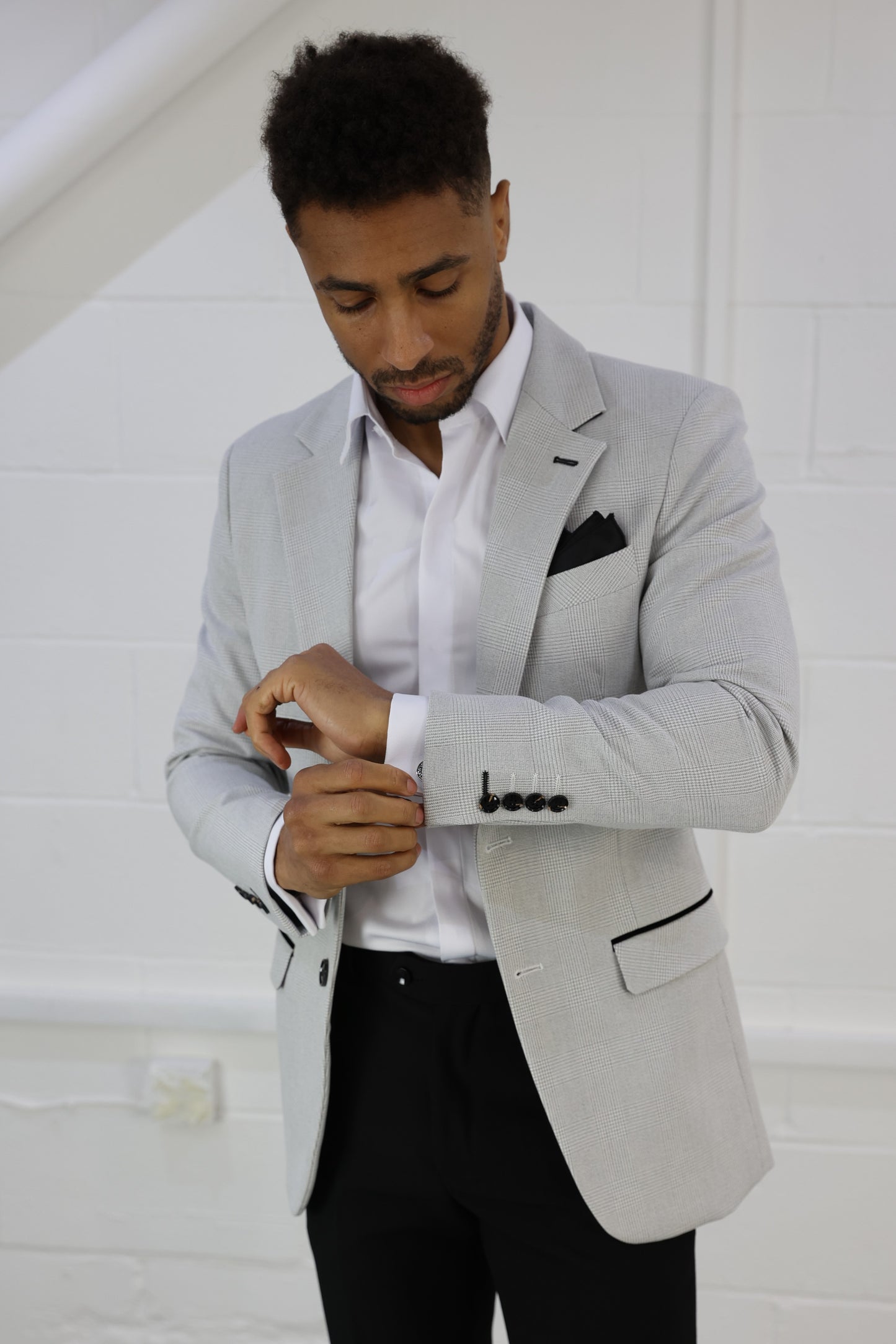 CHARLES STONE DIABLO CONTRAST THREE PIECE SUIT