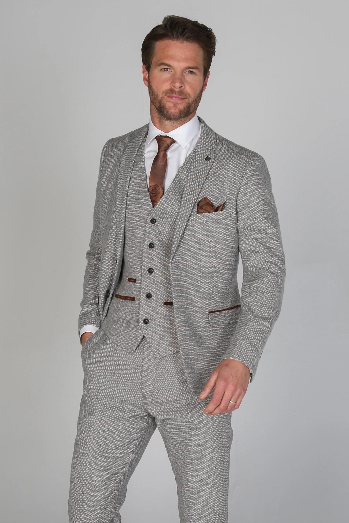 Paul Andrew Cream Tweed Three Piece Suit