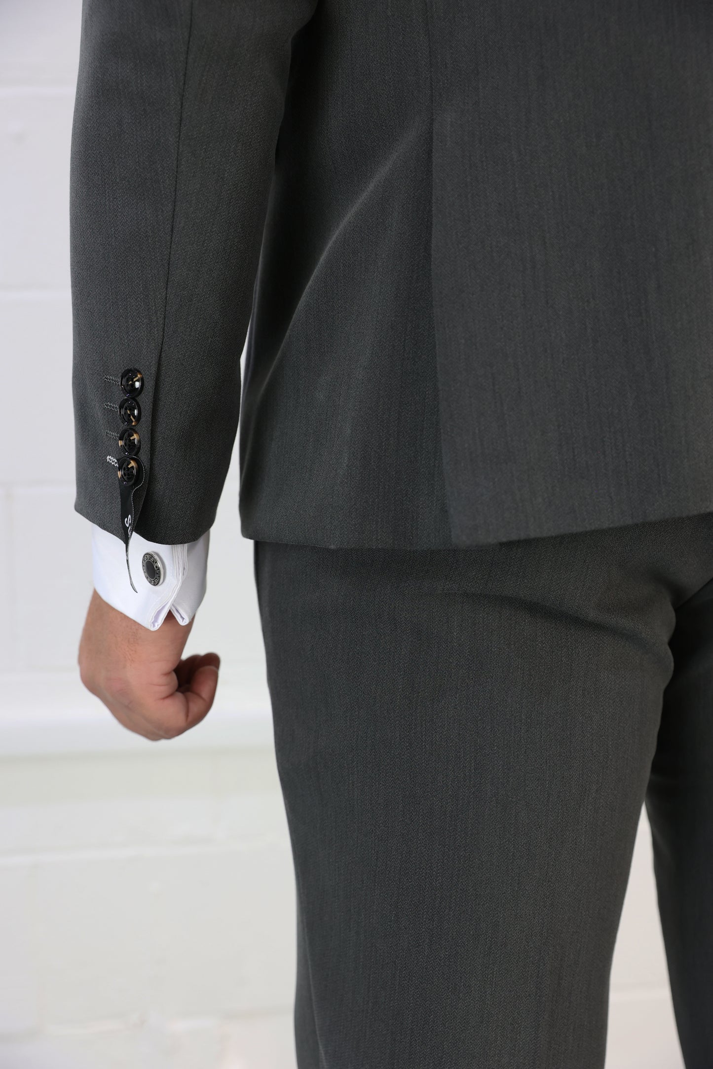 Vincent XL Charcoal Three Piece Suit