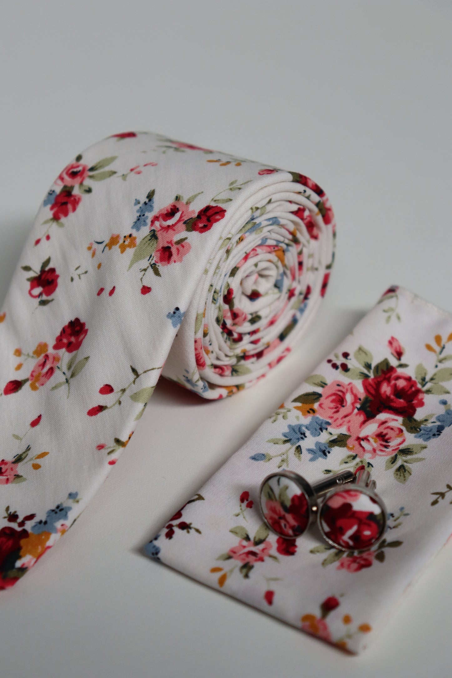 Ivory Bouquet Cotton Tie Set