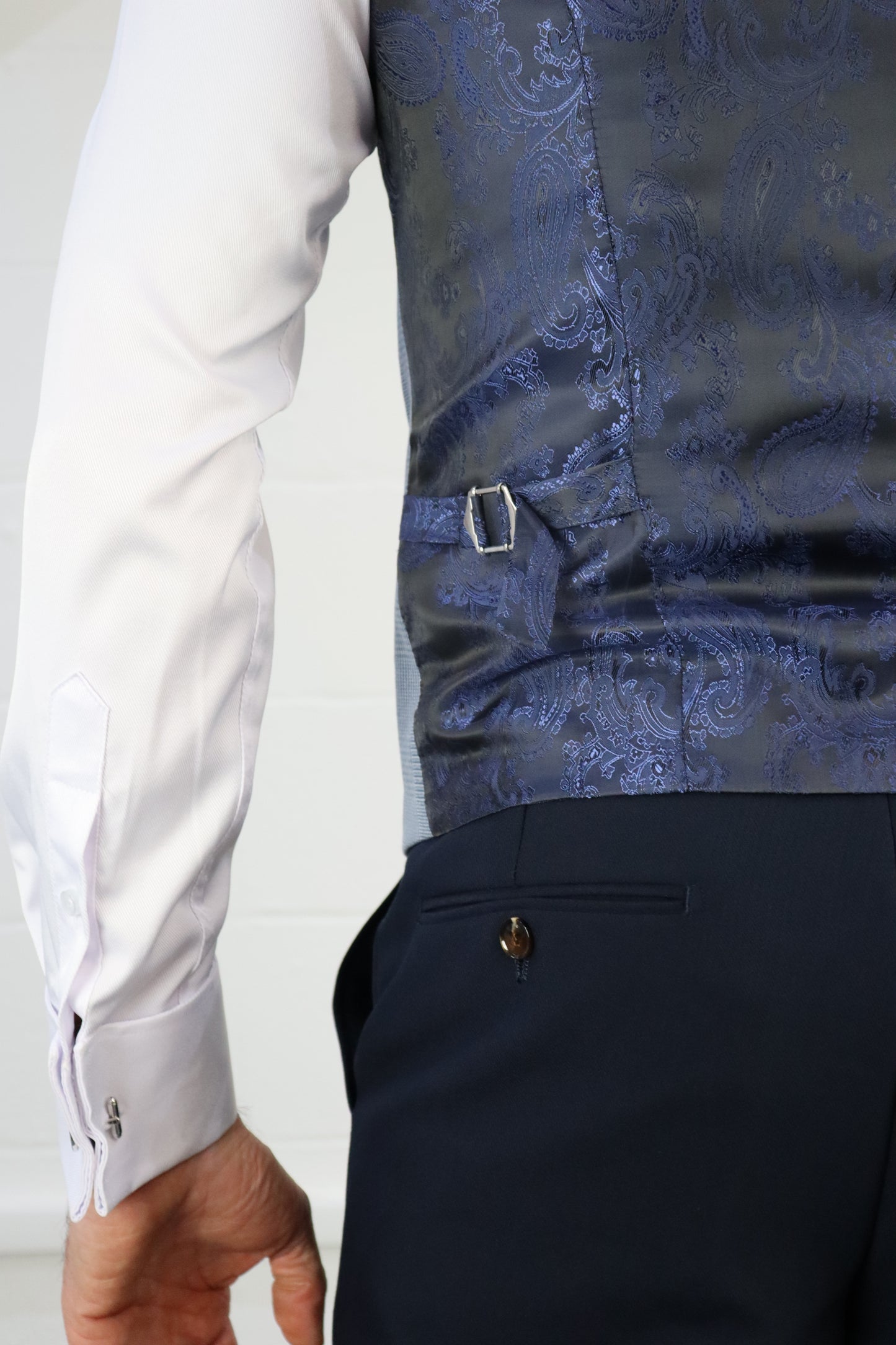CHARLES SKY CONTRAST NAVY THREE PIECE SUIT