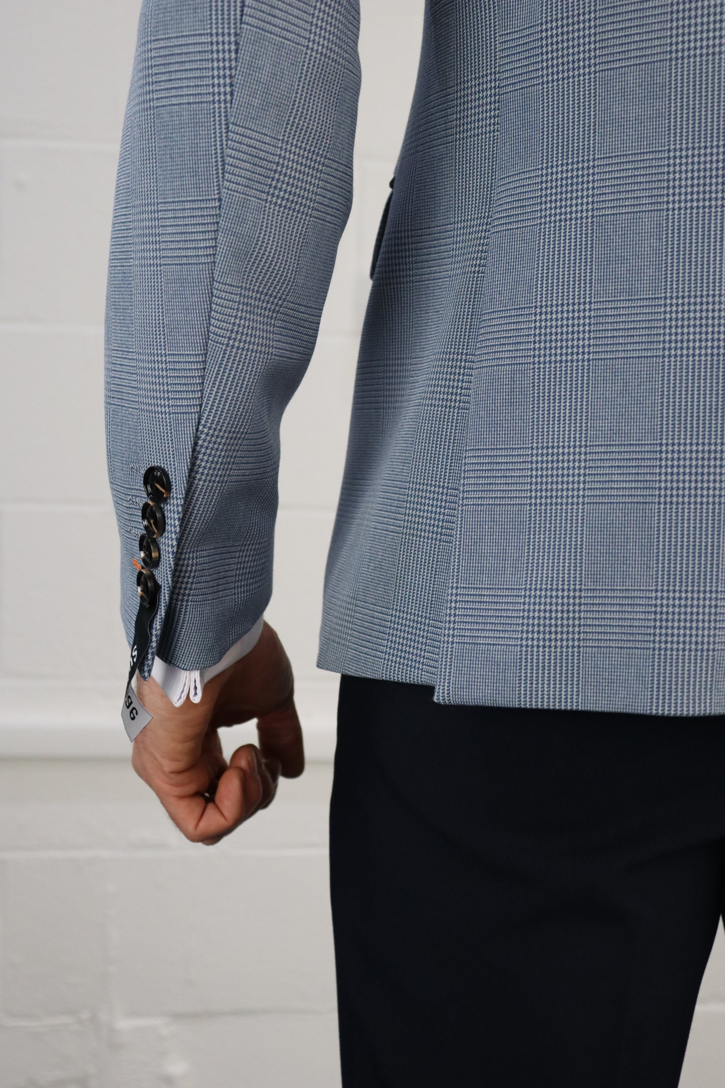 CHARLES SKY CONTRAST NAVY THREE PIECE SUIT
