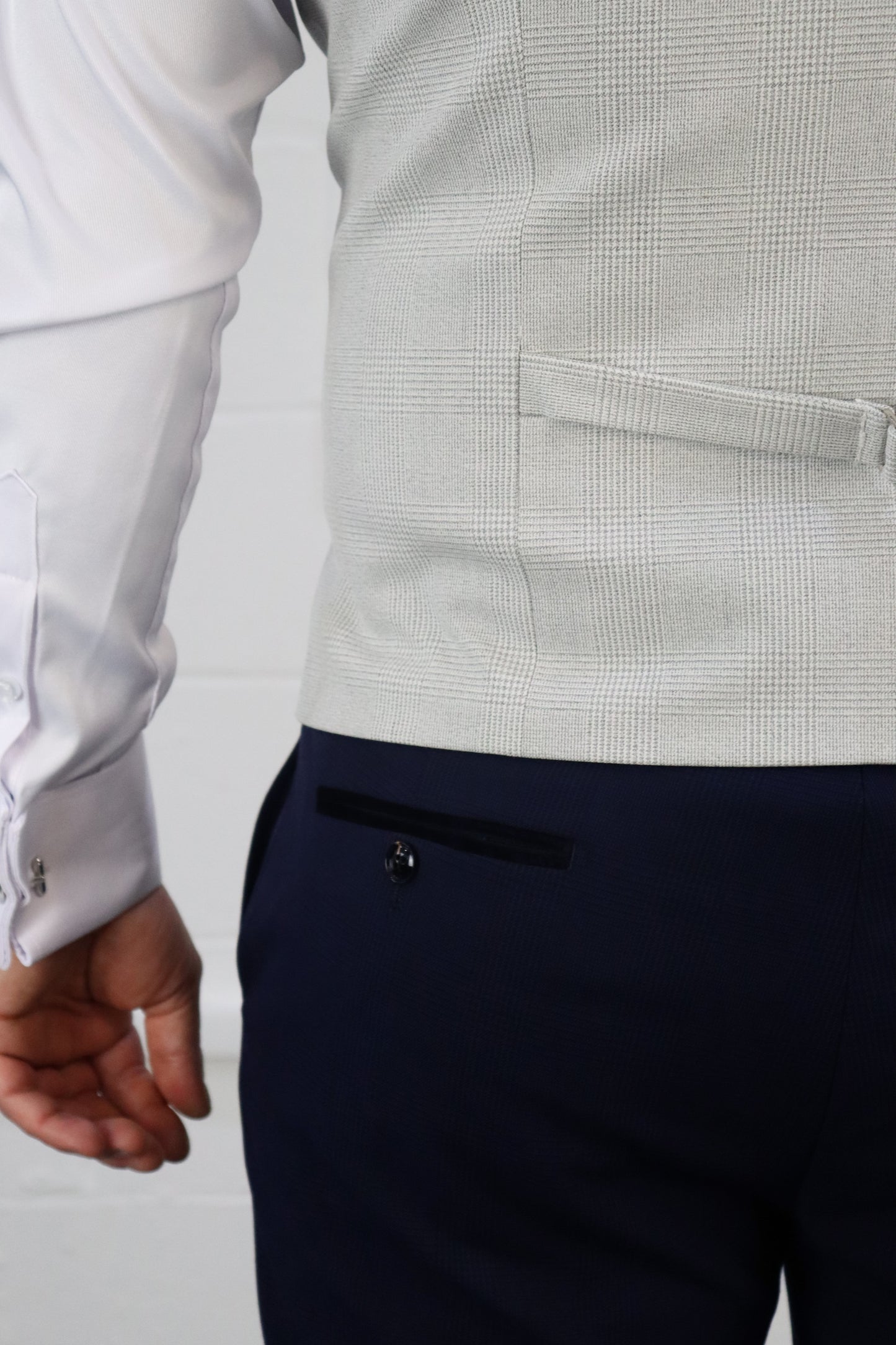 CHARLES NAVY CONTRAST STONE THREE PIECE