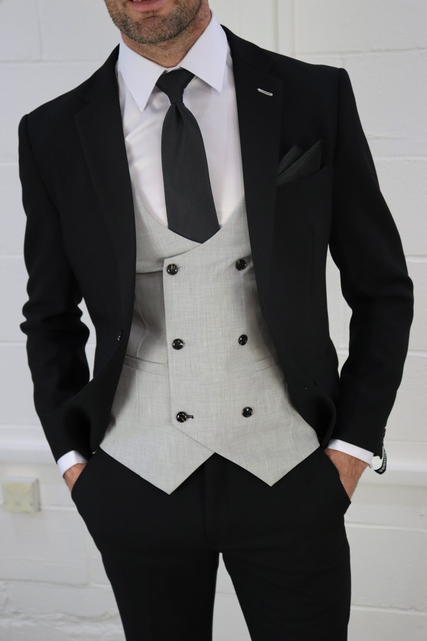 DIABLO BLACK CONTRAST LIGHT GREY THREE PIECE SUIT