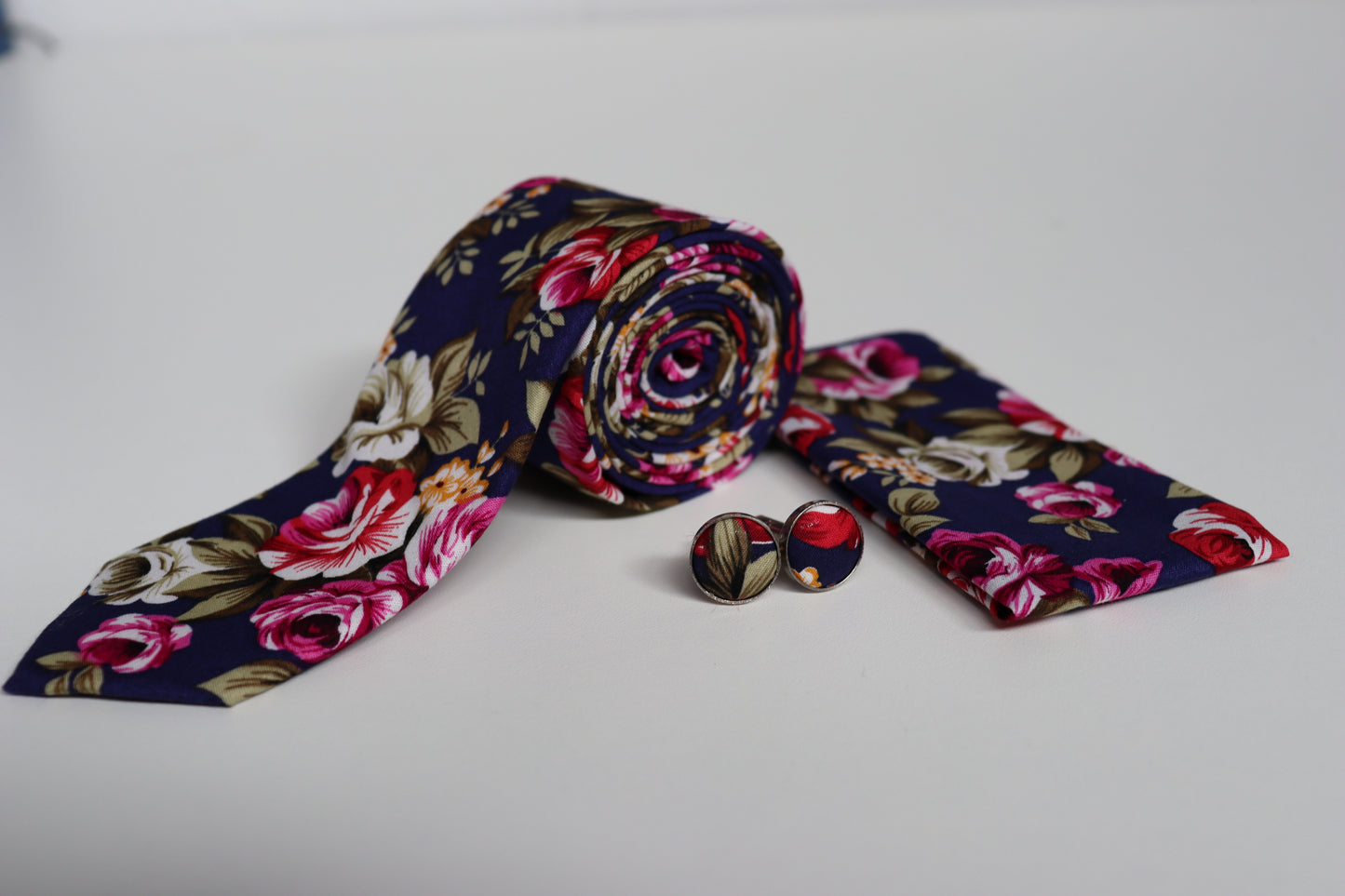 Navy Rose Garden Cotton Tie Set