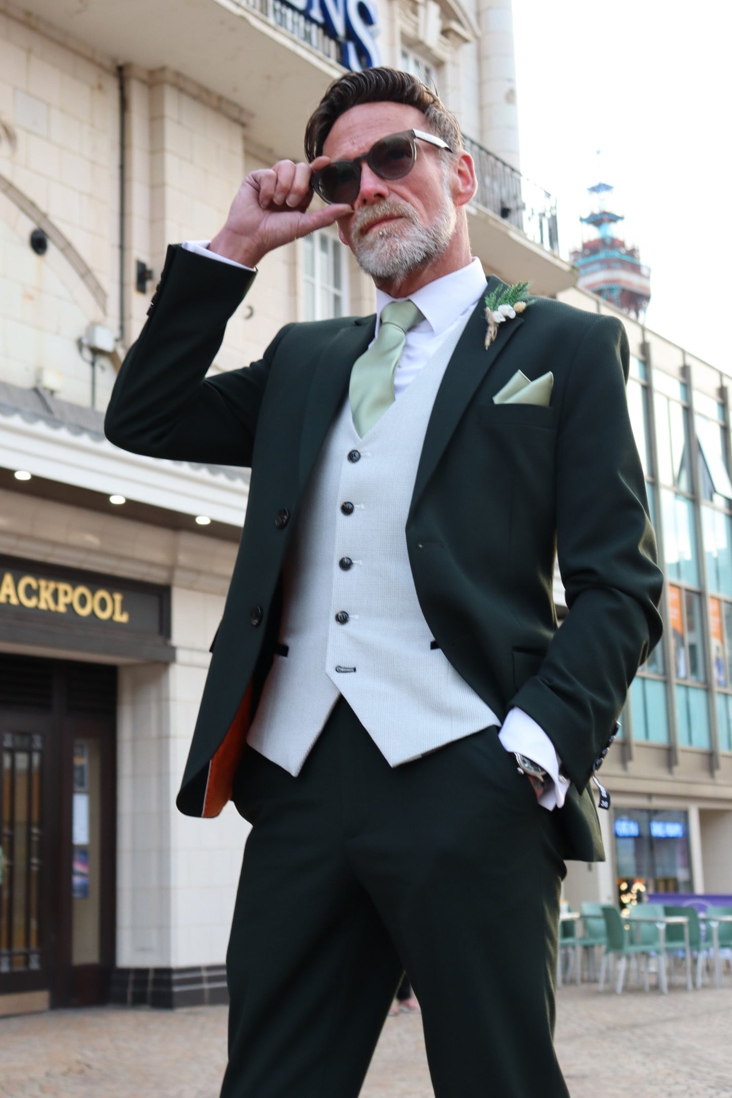 CHARLES GREEN CONTRAST WAISTCOAT THREE PIECE