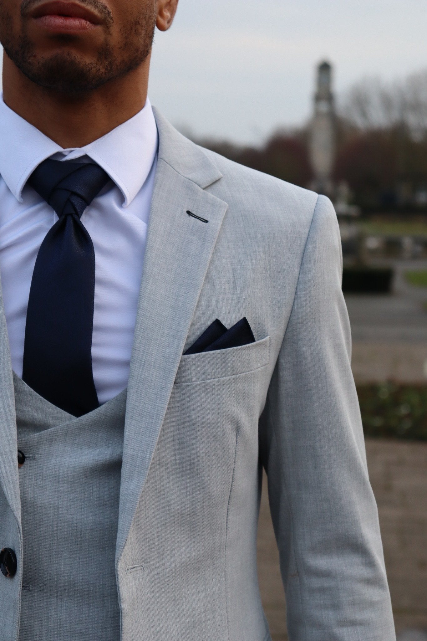 HARRY LIGHT GREY CONTRAST NAVY THREE PIECE SUIT