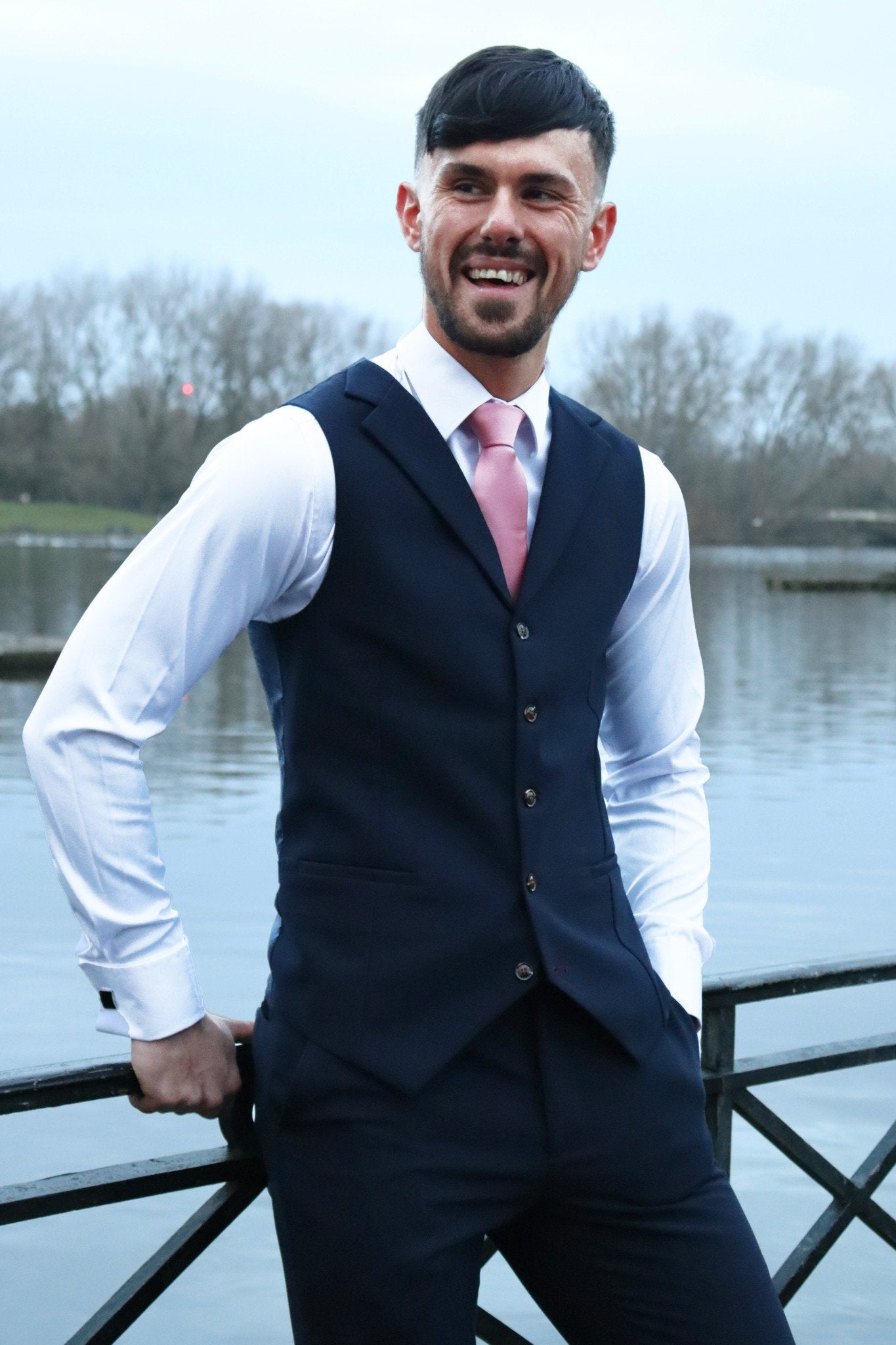 SUITBAE LAWRENCE NAVY THREE PIECE SUIT