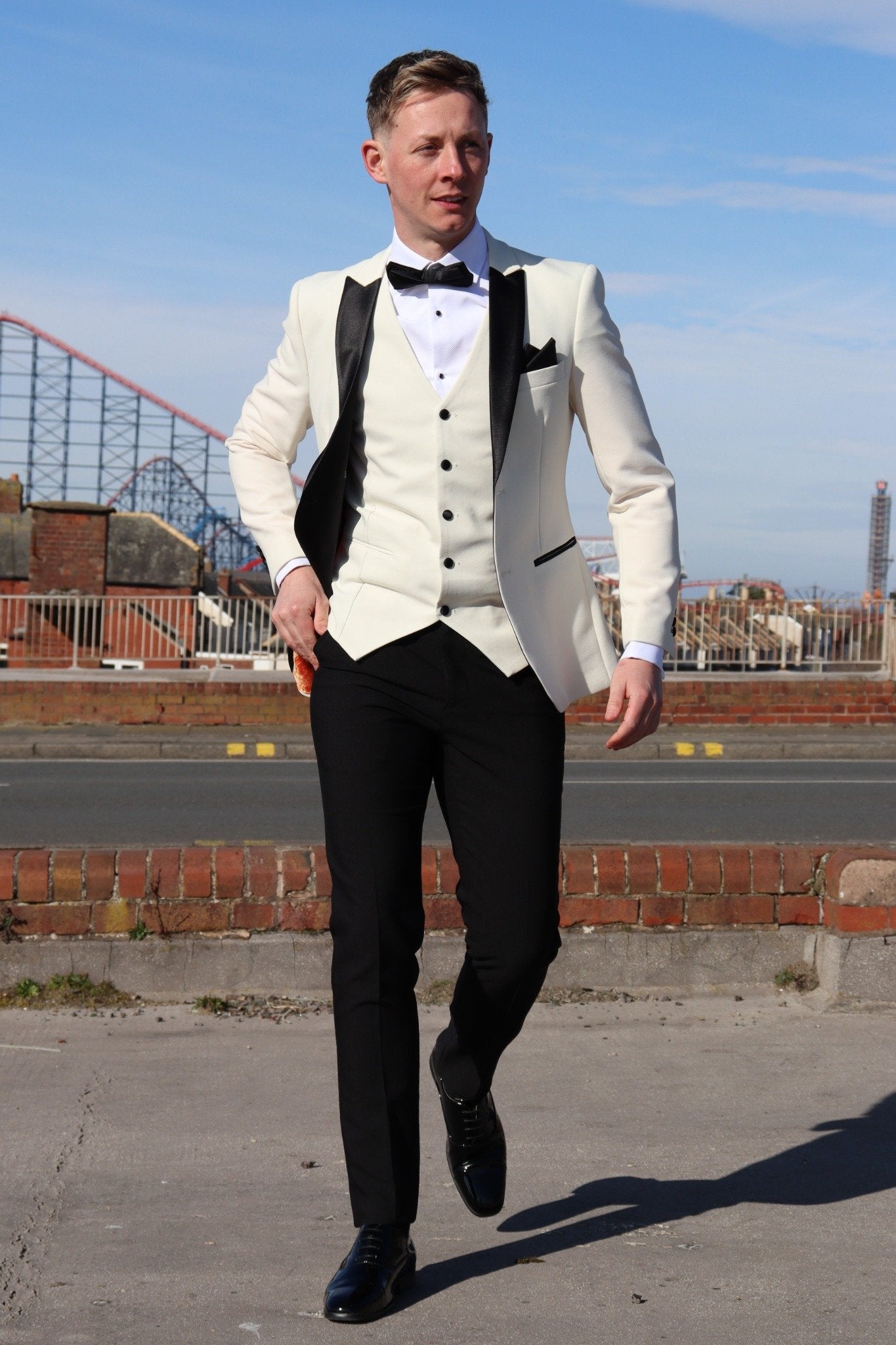 DIABLO IVORY THREE PIECE TUXEDO