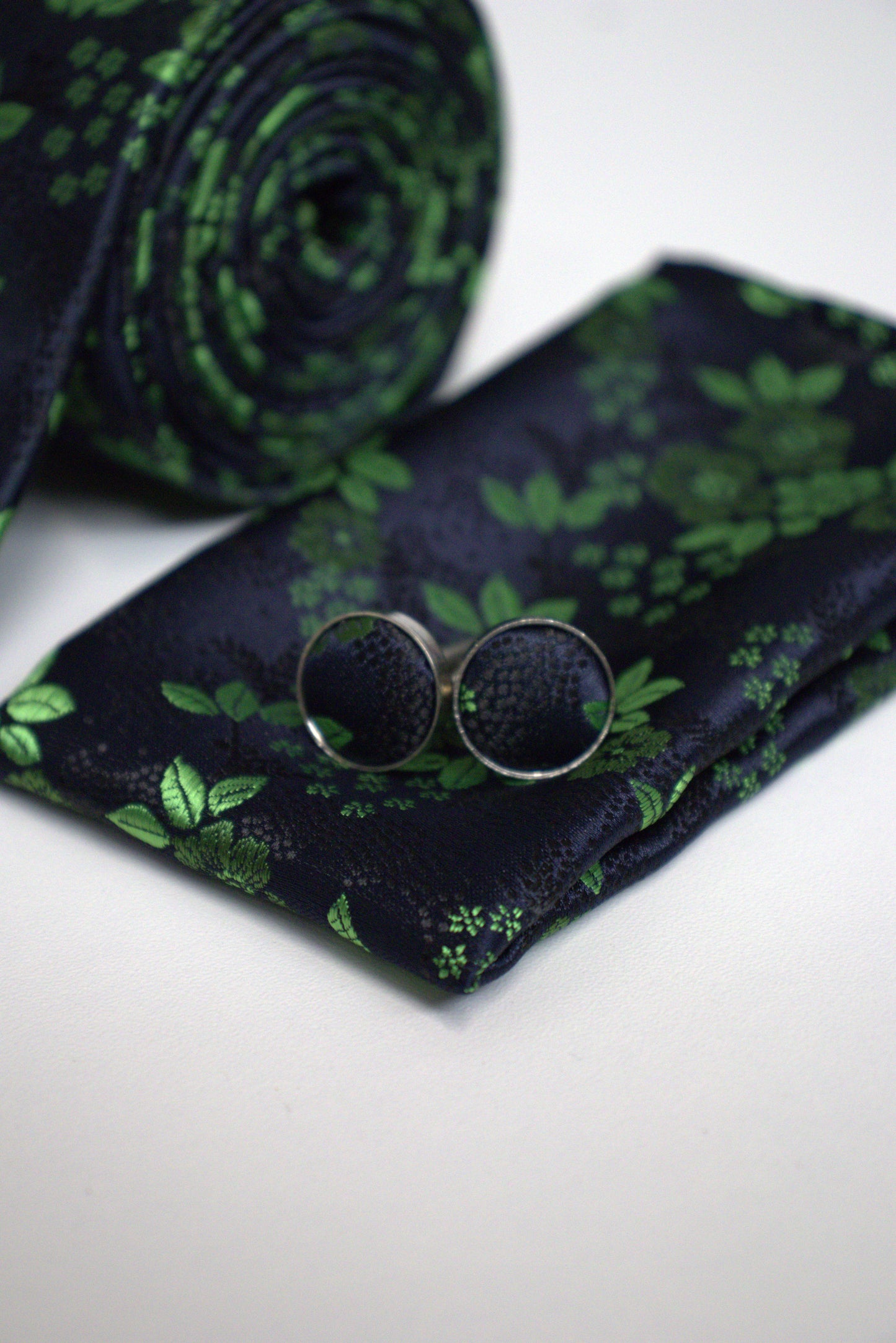 Navy & Vivid Green Floral Tie Set