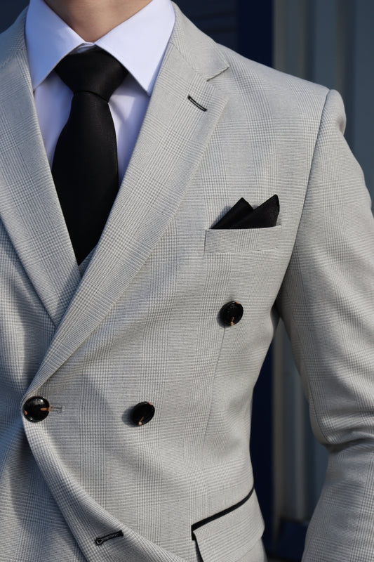 Why Too Much Choice Leads to Bad Suit Decisions | A SUITBAE Guide