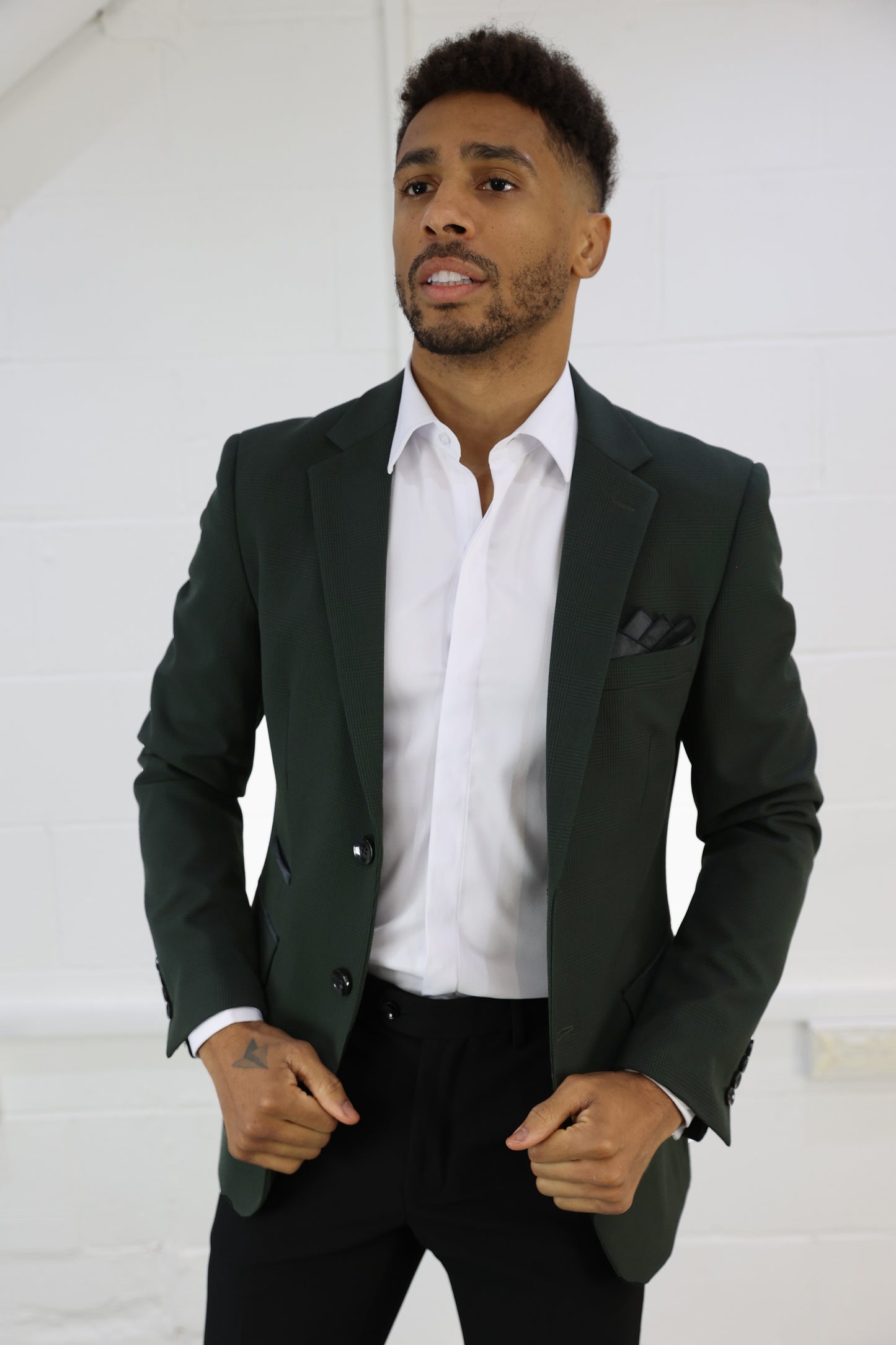Charles Green Blazer Sophisticated Dark Green Check Design SUITBAE.COM Charles Green Blazer Sophisticated Dark Green Check Design SUITBAE.COM