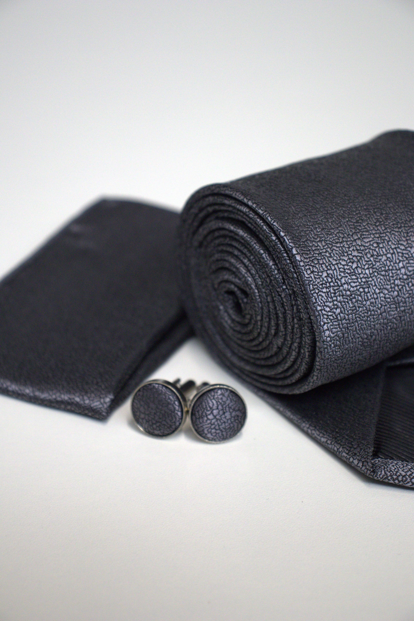 Charcoal Metallic Silver / Grey Textured Tie Set