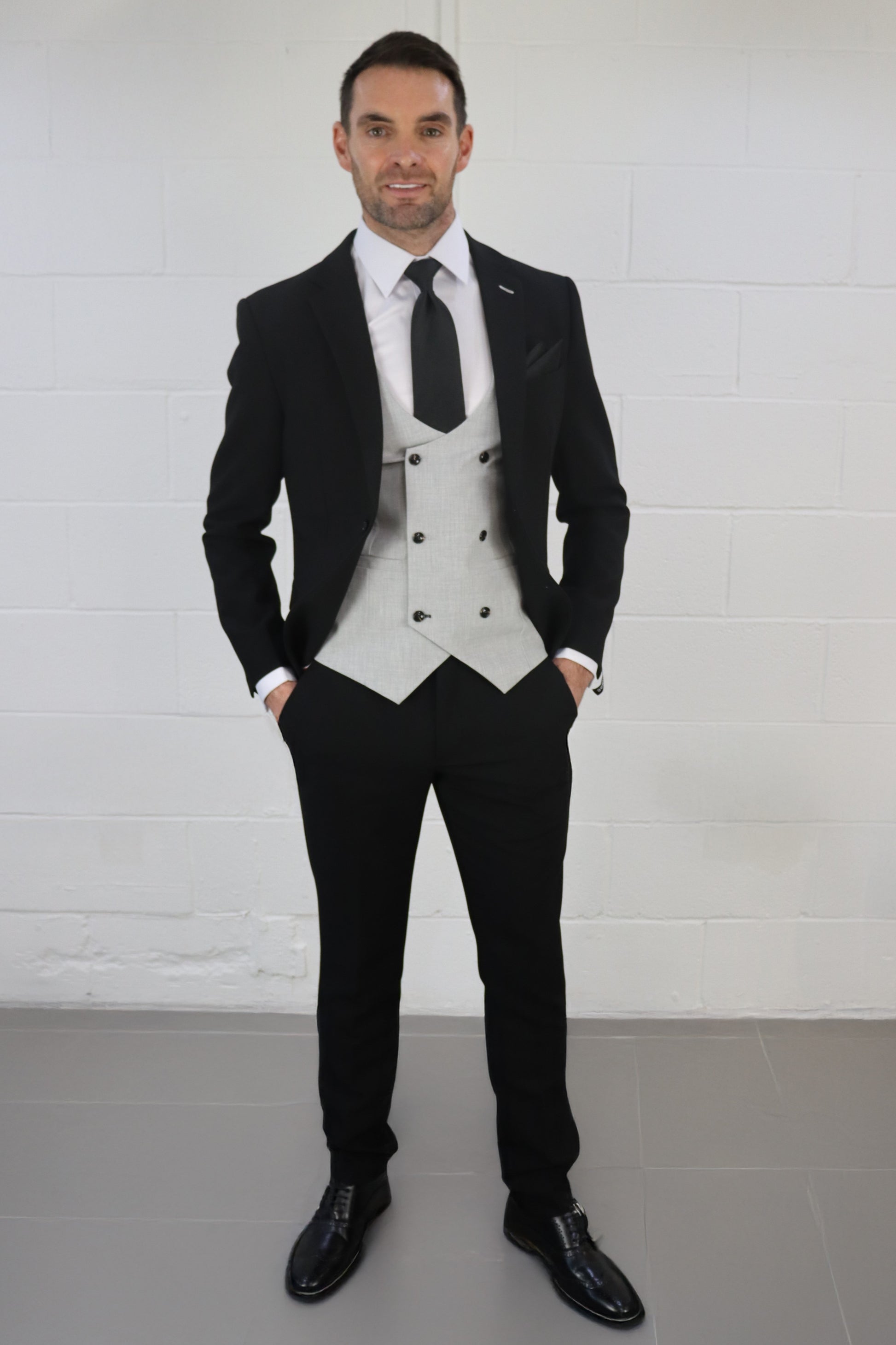 Diablo Black Contrast Grey Three-Piece Suit - Mix & Match Bold Styles SUITBAE.COM Diablo Black Contrast Grey Three-Piece Suit - Mix & Match Bold Styles SUITBAE.COM