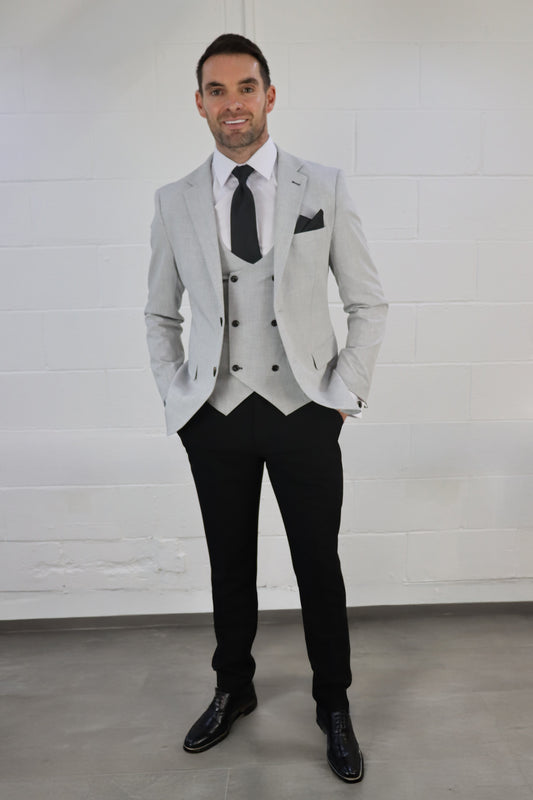 Harry Light Grey Contrast Three Piece Suit