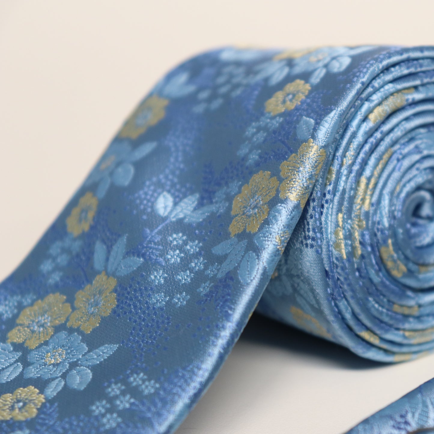 Light Sky Baby Blue Floral Tie Set
