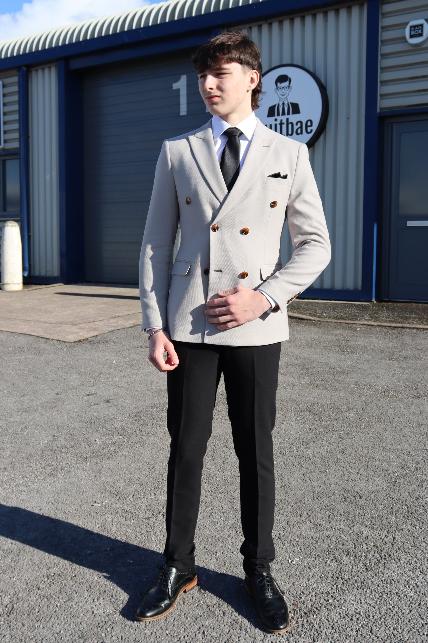 COMING SOON ⌛ ESCOBAR Stone Textured Double Breasted Contrast Three Piece Suit