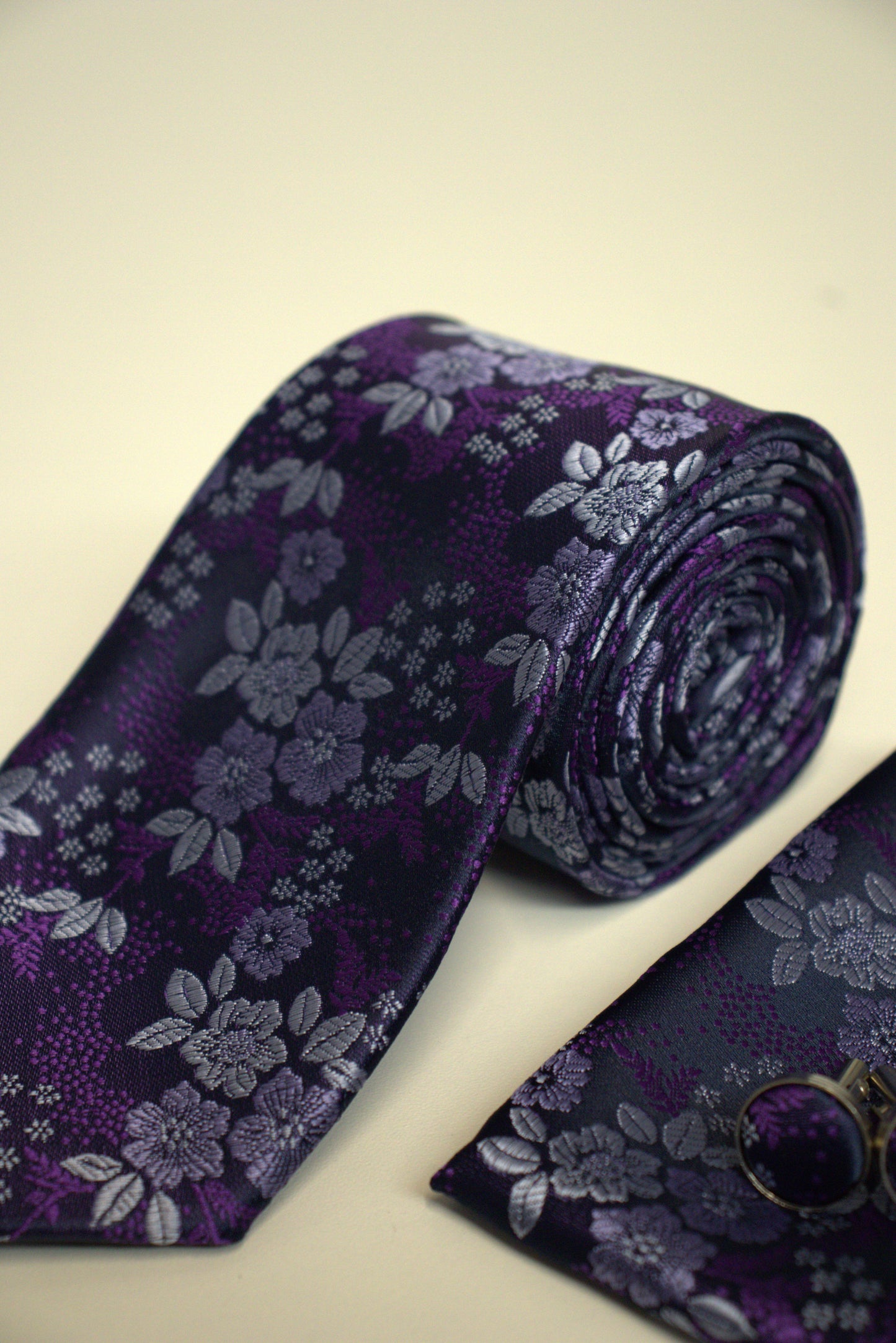 Vivid Purple Floral Tie Set