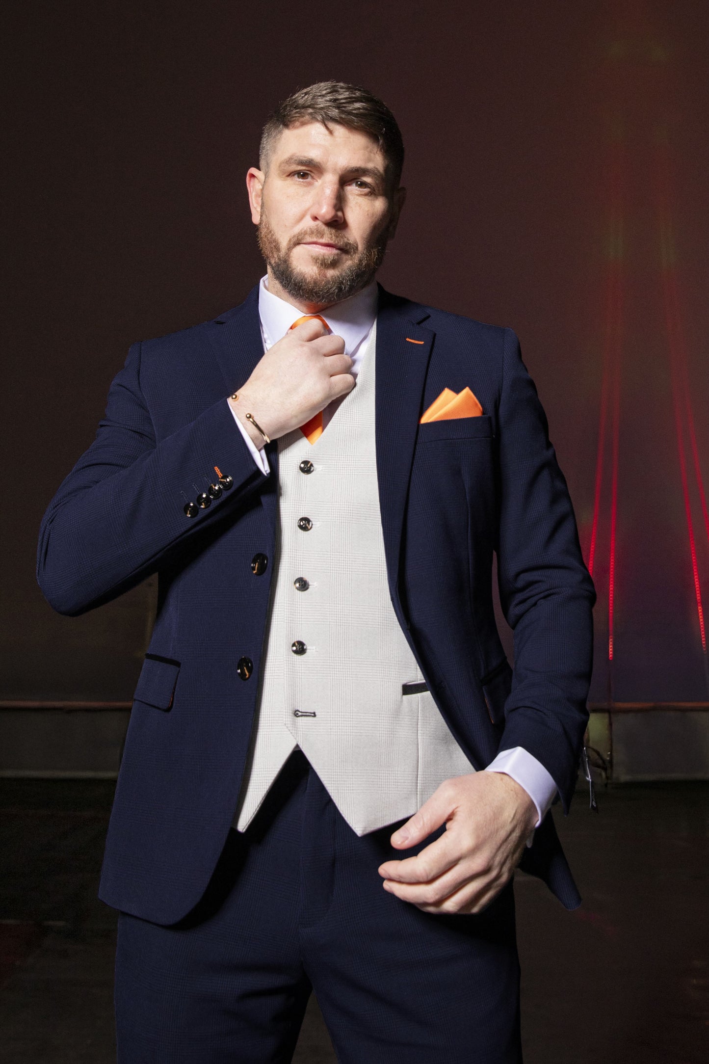 CHARLES NAVY CONTRAST STONE THREE PIECE